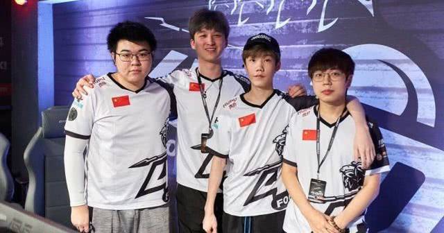 正因为他曾 正因为他曾